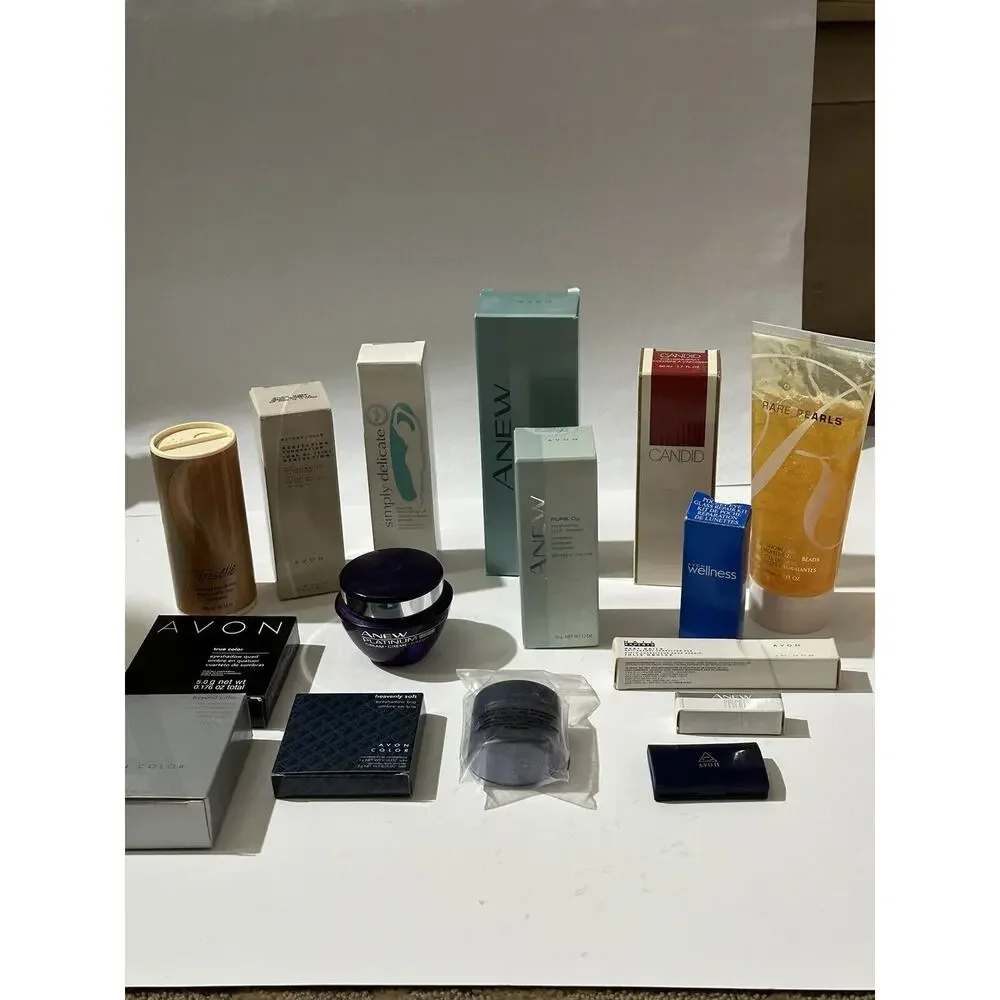Lot 19 AVON Beauty Items, Perfumes Lotion, Anew,‎ Talc, Makeup, Shower Gel Etc..